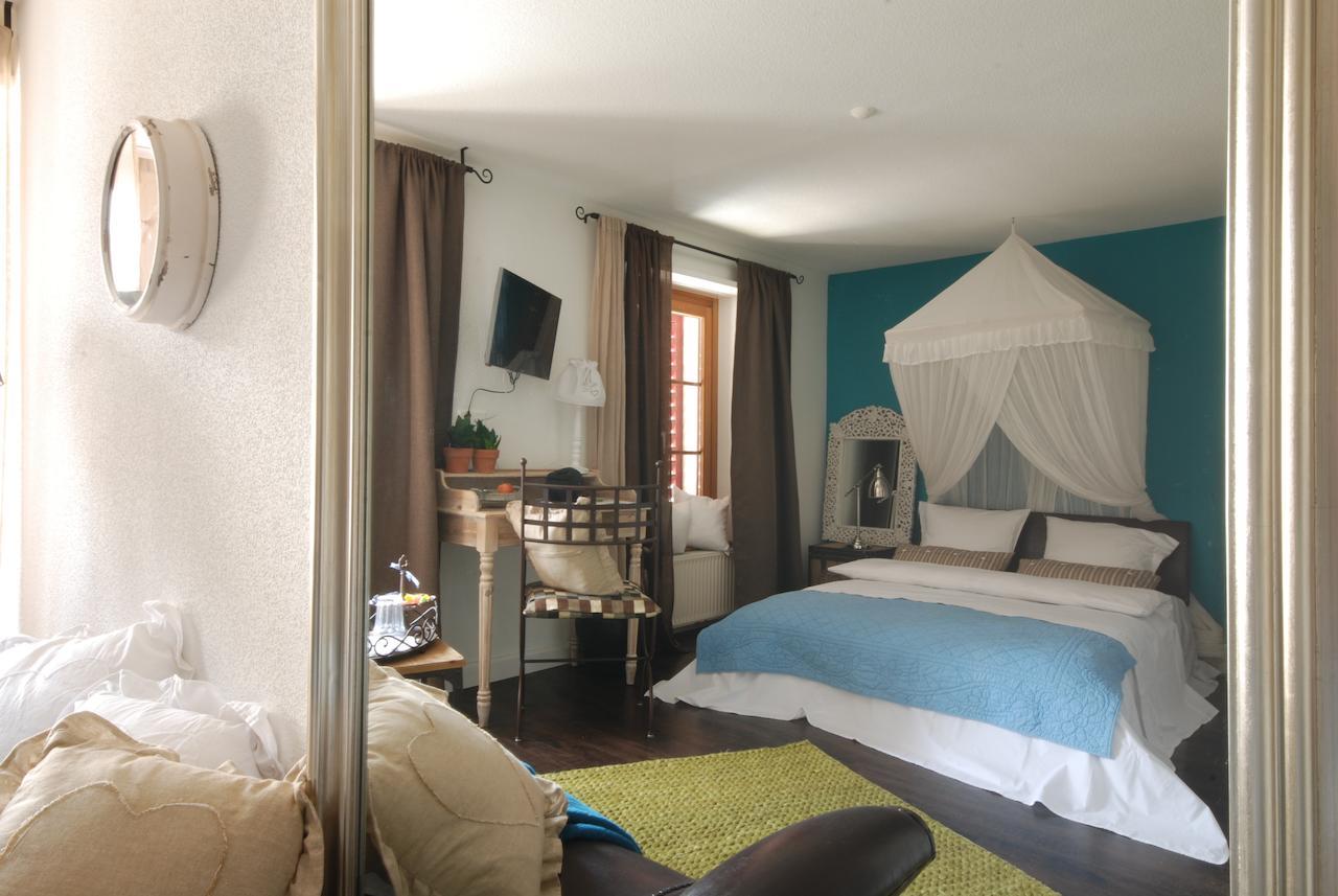 Gasthof Zum Baeren Birmenstorf Gmbh Ruang foto